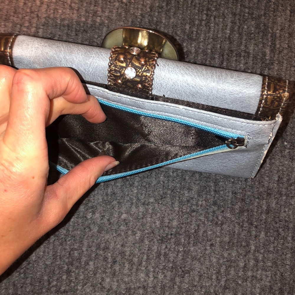 Wallet - Picture 3 of 4